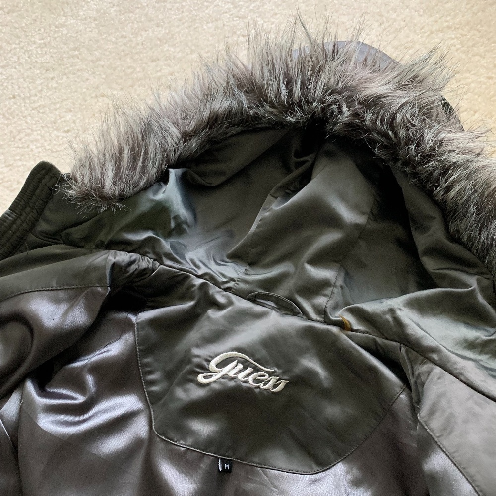 GUESS down coat - Picture 3 of 5